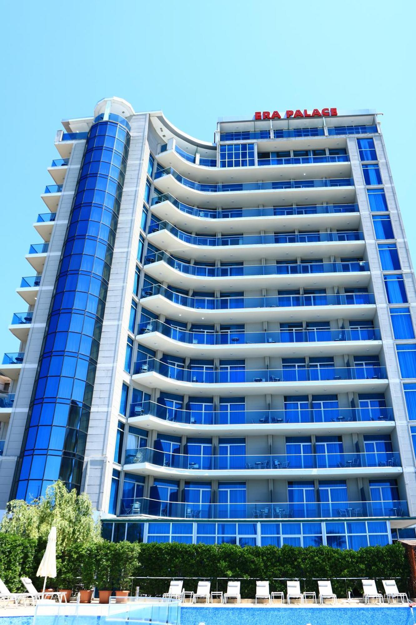 Era Palace Gonio Luaran gambar